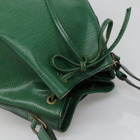 LOUIS VUITTON Epi Noe Shoulder Bag Green M44004 LV Auth 139880 - Picture 7 of 16